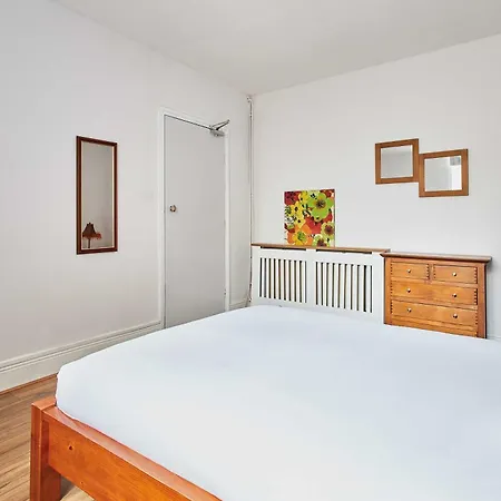 Host & - Trinity Road Apartment *